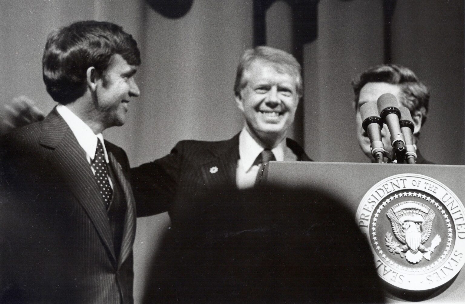 Courage of Jimmy Carter: Menavigasi Krisis 1970-an dengan Keberanian