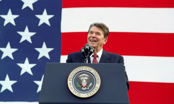 The Great Communicator: Memahami Persona Publik Reagan